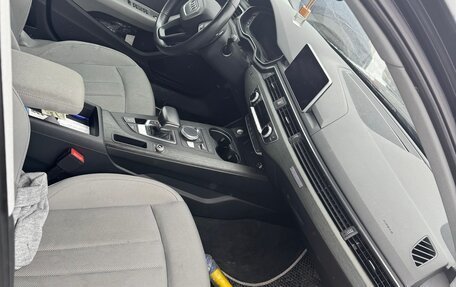 Audi A4, 2019 год, 2 600 000 рублей, 8 фотография