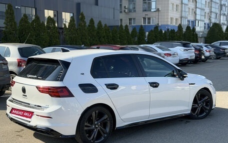 Volkswagen Golf VIII, 2022 год, 1 980 000 рублей, 3 фотография