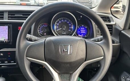 Honda Fit III, 2015 год, 760 000 рублей, 8 фотография