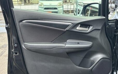 Honda Fit III, 2015 год, 760 000 рублей, 17 фотография