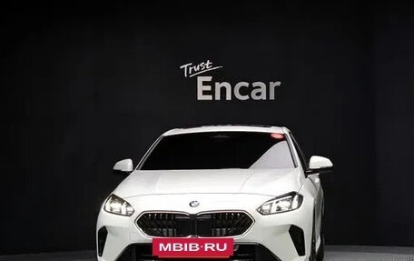 BMW 1 серия, 2025 год, 5 000 000 рублей, 3 фотография