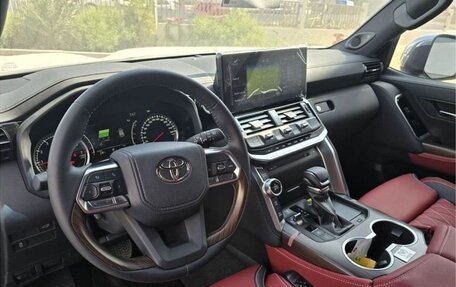 Toyota Land Cruiser, 2026 год, 14 120 000 рублей, 7 фотография