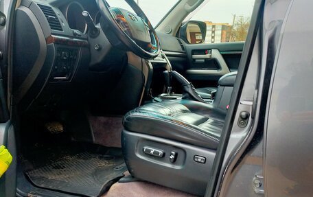 Toyota Land Cruiser 200, 2011 год, 2 998 999 рублей, 15 фотография