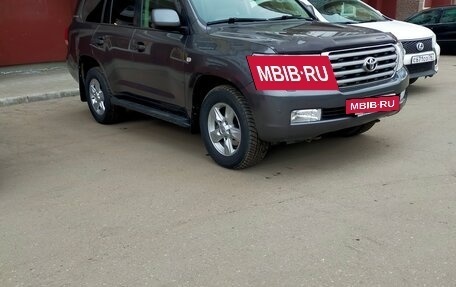 Toyota Land Cruiser 200, 2011 год, 2 998 999 рублей, 6 фотография