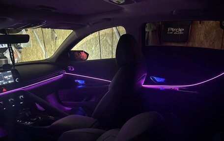 Hyundai Elantra, 2023 год, 2 300 000 рублей, 10 фотография