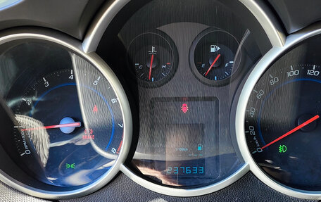 Chevrolet Cruze II, 2012 год, 700 000 рублей, 31 фотография