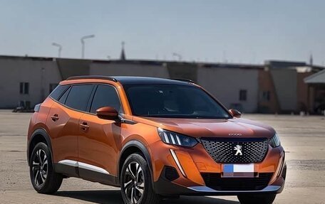 Peugeot 2008 II, 2022 год, 1 590 000 рублей, 3 фотография