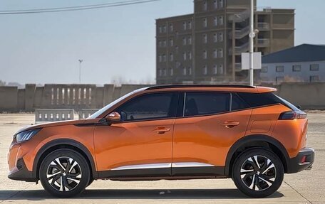 Peugeot 2008 II, 2022 год, 1 590 000 рублей, 9 фотография