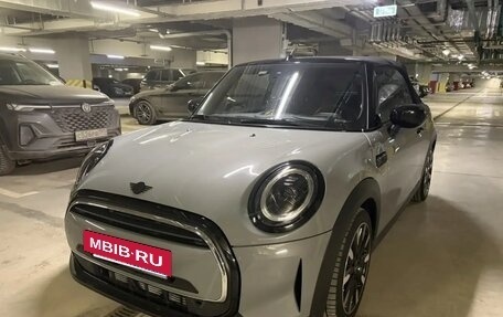 MINI Cabrio, 2022 год, 3 800 000 рублей, 13 фотография