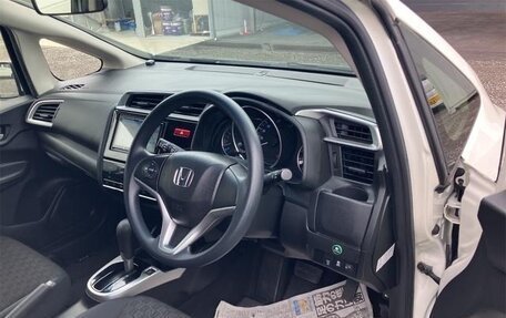 Honda Fit III, 2015 год, 760 000 рублей, 9 фотография
