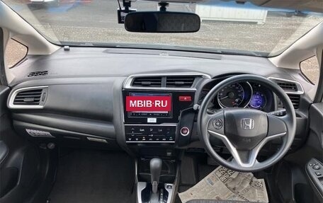 Honda Fit III, 2015 год, 760 000 рублей, 7 фотография