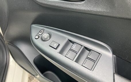 Honda Fit III, 2015 год, 760 000 рублей, 17 фотография