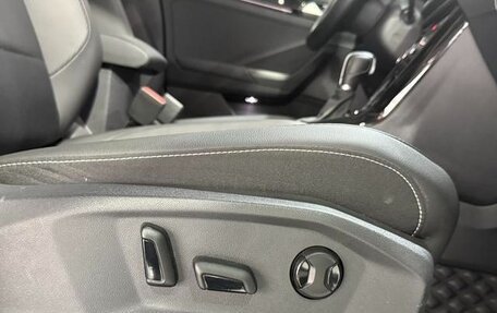 Volkswagen T-Roc I, 2022 год, 1 796 000 рублей, 8 фотография