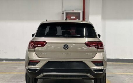 Volkswagen T-Roc I, 2022 год, 1 593 000 рублей, 5 фотография