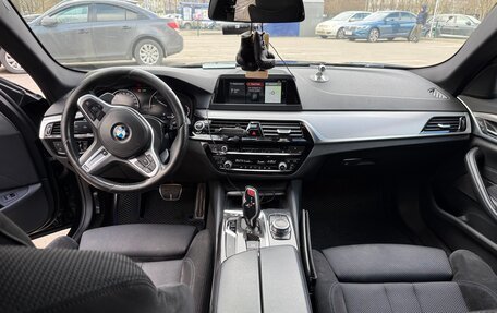 BMW 5 серия, 2018 год, 3 650 000 рублей, 11 фотография