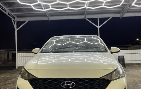 Hyundai Solaris II рестайлинг, 2020 год, 1 200 000 рублей, 7 фотография