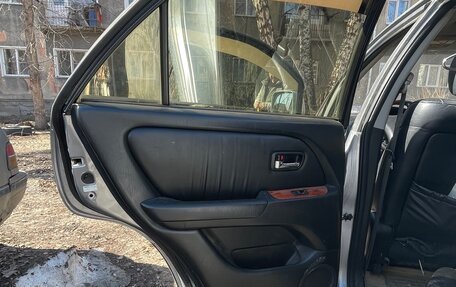 Lexus RX IV рестайлинг, 2002 год, 500 000 рублей, 5 фотография