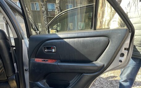 Lexus RX IV рестайлинг, 2002 год, 500 000 рублей, 6 фотография