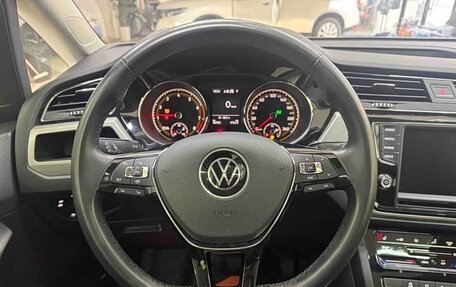 Volkswagen Touran III, 2022 год, 2 199 505 рублей, 16 фотография