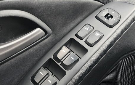 Hyundai ix35 I рестайлинг, 2012 год, 990 000 рублей, 15 фотография