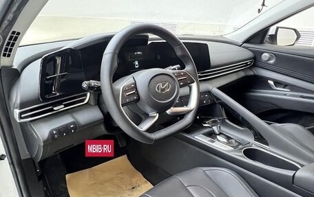 Hyundai Elantra, 2022 год, 1 493 000 рублей, 13 фотография