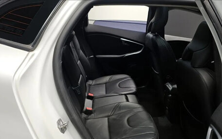 Volvo V40 II рестайлинг, 2017 год, 1 868 077 рублей, 11 фотография