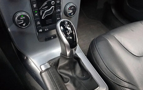 Volvo V40 II рестайлинг, 2017 год, 1 868 077 рублей, 9 фотография