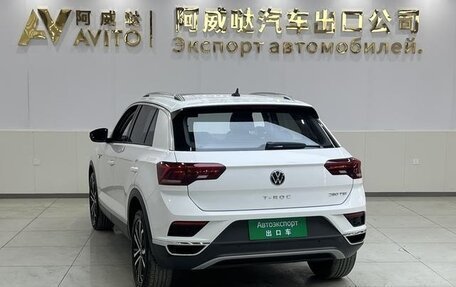 Volkswagen T-Roc I, 2022 год, 1 874 000 рублей, 6 фотография