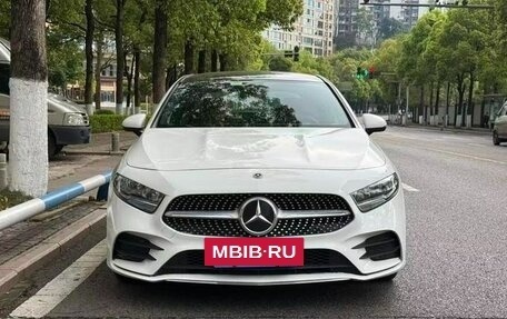 Mercedes-Benz A-Класс, 2021 год, 2 050 002 рублей, 2 фотография
