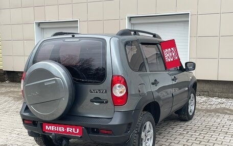 Chevrolet Niva I рестайлинг, 2012 год, 499 000 рублей, 3 фотография