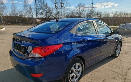 Hyundai Solaris II рестайлинг, 2011 год, 899 000 рублей, 2 фотография