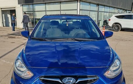 Hyundai Solaris II рестайлинг, 2011 год, 899 000 рублей, 5 фотография