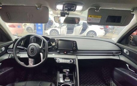 Hyundai Elantra, 2022 год, 1 493 000 рублей, 7 фотография