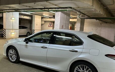 Toyota Camry, 2020 год, 3 590 000 рублей, 8 фотография