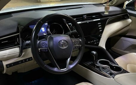 Toyota Camry, 2020 год, 3 590 000 рублей, 9 фотография