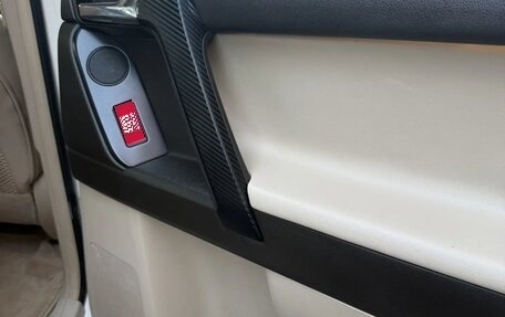 Toyota Land Cruiser Prado 150 рестайлинг 2, 2010 год, 2 790 000 рублей, 7 фотография