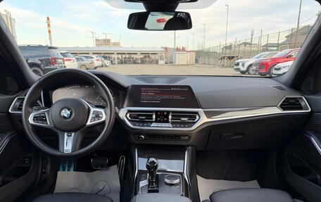 BMW 3 серия, 2021 год, 565 000 рублей, 16 фотография