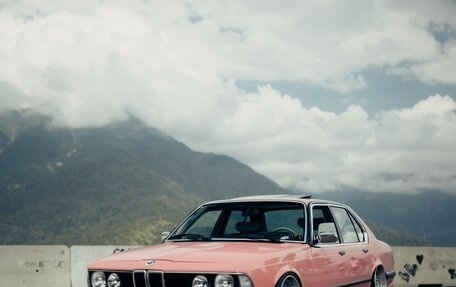 BMW 7 серия, 1986 год, 2 000 000 рублей, 19 фотография