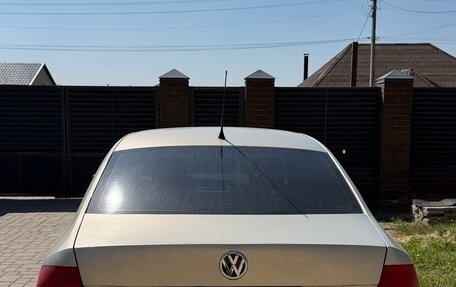 Volkswagen Polo VI (EU Market), 2011 год, 600 000 рублей, 3 фотография