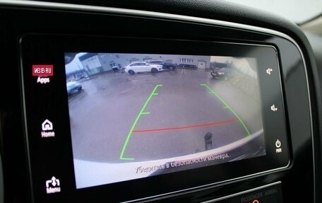 Mitsubishi Outlander III рестайлинг 3, 2019 год, 1 399 000 рублей, 13 фотография