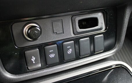 Mitsubishi Outlander III рестайлинг 3, 2019 год, 1 399 000 рублей, 14 фотография