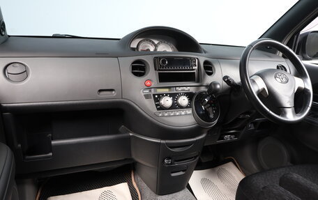 Toyota Sienta I, 2013 год, 1 099 000 рублей, 9 фотография