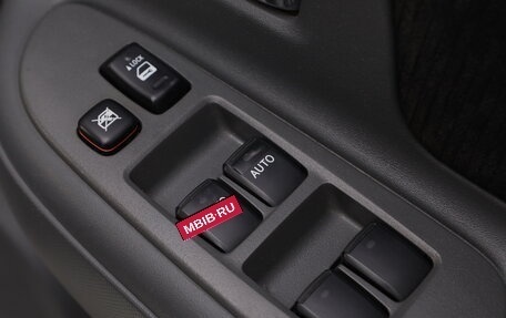 Toyota Sienta I, 2013 год, 1 099 000 рублей, 8 фотография