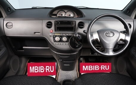 Toyota Sienta I, 2013 год, 1 099 000 рублей, 11 фотография