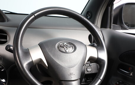 Toyota Sienta I, 2013 год, 1 099 000 рублей, 13 фотография