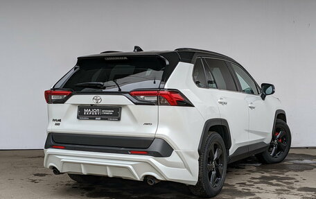 Toyota RAV4, 2021 год, 3 790 000 рублей, 3 фотография