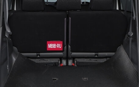 Toyota Sienta I, 2013 год, 1 099 000 рублей, 17 фотография