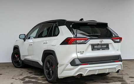 Toyota RAV4, 2021 год, 3 790 000 рублей, 16 фотография