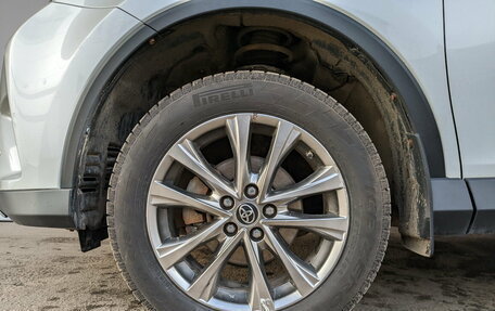 Toyota RAV4, 2019 год, 2 850 000 рублей, 18 фотография