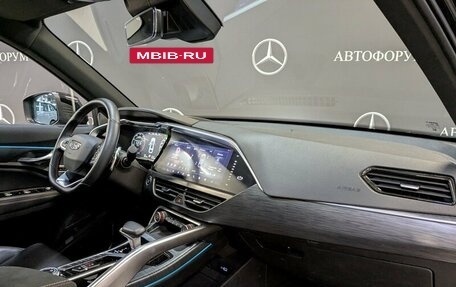 Geely Tugella FY11, 2022 год, 2 800 000 рублей, 23 фотография